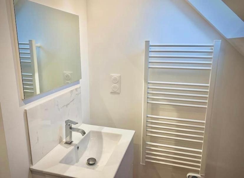 Appartement Renove Proche Gare كْيَمبيه المظهر الخارجي الصورة